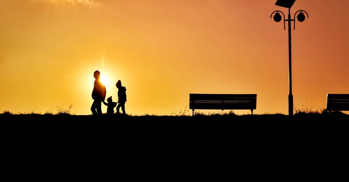 backlit-bench-children-247880.jpg